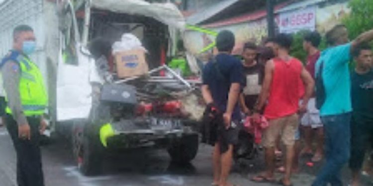 Tabrakan Truk di Jalan Trans Sulawesi, 3 Orang Tewas