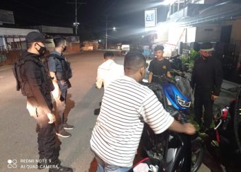 Tim Anoa Amankan Sepeda Motor Knalpot Bising dan Bubarkan Remaja Pesta Mira