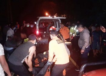 Pengendara Motor Tewas Tertimpa Longsor di Minahasa Utara, Basarnas Turunkan Tim Evakuas