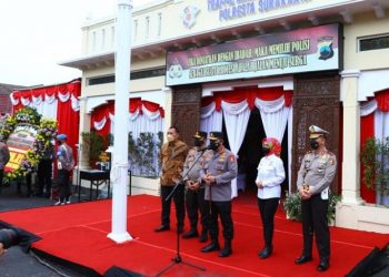 Resmikan Sarpras Kepolisian dan Solo Smart City, Kapolri: Pelayanan Publik Mudah dan Tak Berbelit-Belit