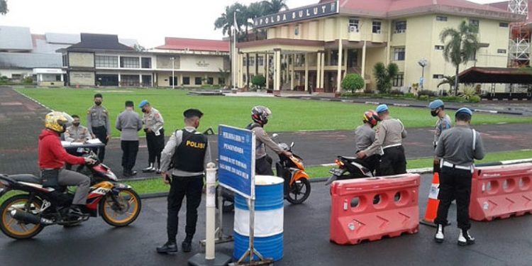 Cegah Covid-19, Masuk Kawasan Polda Sulut Wajib Tunjukkan Sertifikat Vaksin