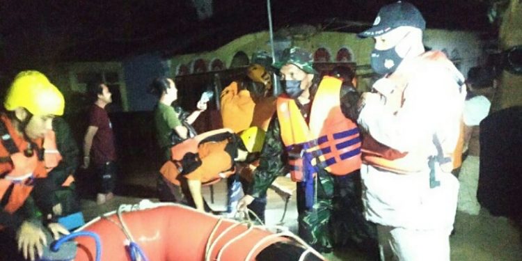 Ratusan Rumah di Kota Manado Terendam Banjir, Ribuan Jiwa Mengungsi