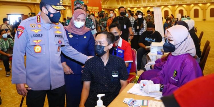 Kapolri Kejar Target Akselerasi Vaksinasi Booster Jelang Ramadan