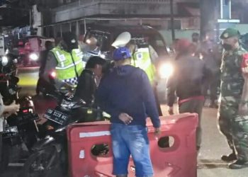 Patroli Skala Besar di Kota Manado, Puluhan Orang Mabuk, 14 Knalpot Bising, 2 Sajam Diamankan Polisi