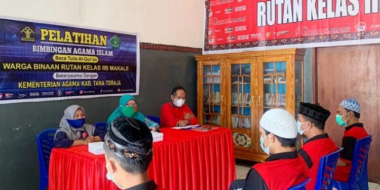 Diajar Tata Cara Shalat yang Benar, Begini Respons WBP Rutan Makale