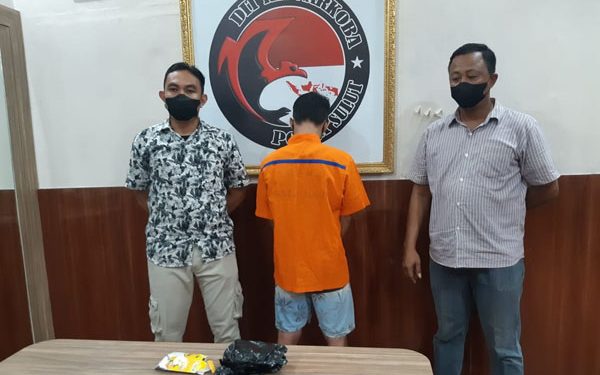 Polda Sulut Tangkap Pemilik Sabu Seberat 50,23 Gram di Malalayang