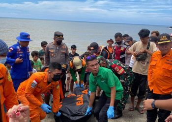 2 Hari Pencarian, Tim SAR Gabungan Temukan Jenazah Nelayan di Pantai Lilang