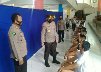 Kapolda Sulut Pantau Proses Pemeriksaan Kesehatan Tahap I Penerimaan Taruna Akpol