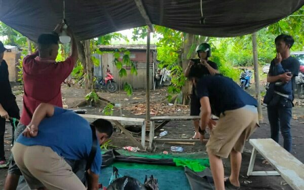 Pelaku Judi Sabung Ayam di Kota Bitung Lari Pontang Panting saat Digerebek Polisi
