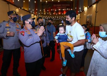 Kapolri Pastikan Siapkan Strategi Urai Kepadatan di Jalan Tol dan Pelabuhan Bakauheni saat Arus Balik   