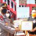 Prihatin Musibah di Pesisir Amurang, Kapolda Sulut Bantu Warga Terdampak Bencana