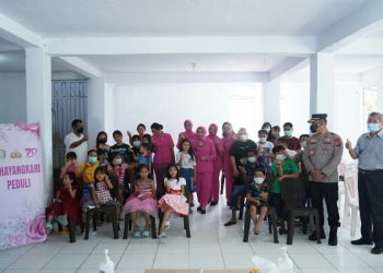 Polda Sulut dan Bhayangkari Anjangsana ke Panti Asuhan