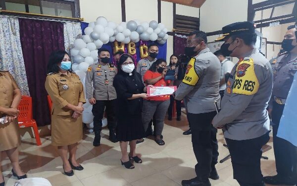 Wakapolda Sulut Kunjungi Panti Asuhan Dorkas Tondano, Ini Harapannya   