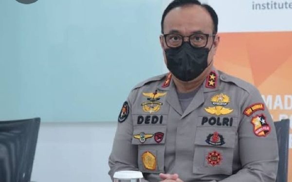 Polisi Tangkap 8 Orang Diduga Joki UTBK SBMPTN di Jatim