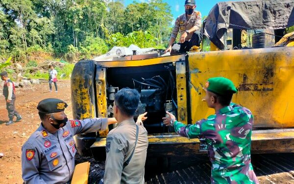 Aparat Gabungan di Minahasa Tertibkan Aktifitas Galian C di Watulambot
