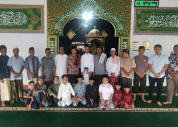 Gelar Jumat Curhat di Masjid Al Hijratussalam Airmadidi Atas, Kapolres Minut Sampaikan Ini