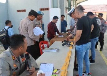 Pemeriksaan Senpi Dinas, Kapolres Bitung Pantau Langsung