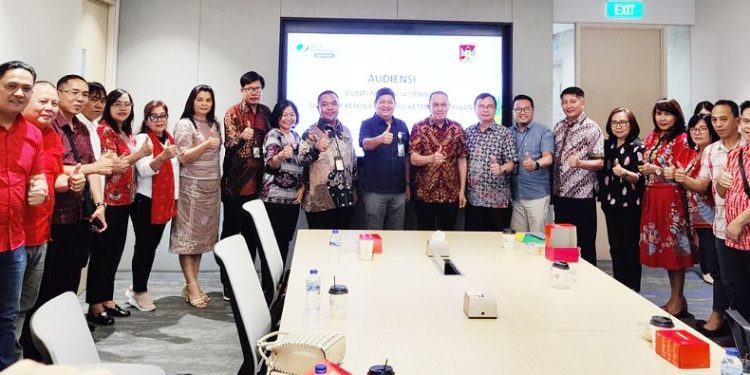 Bupati dan Hukum Tua Kabupaten Minahasa Kunjungi Plaza BPJamsostek
