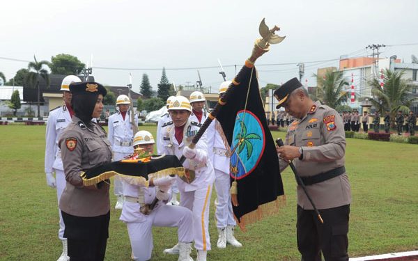Kapolda Sulut Pimpin Upacara Pemuliaan Nilai-nilai Luhur Tribrata, Diawali Pencucian Pataka