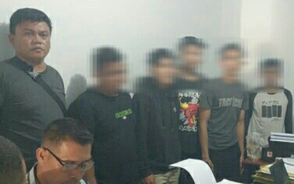 Keroyok Warga di Pelabuhan Samudera Bitung, 5 Pria Ini Ditangkap Polisi