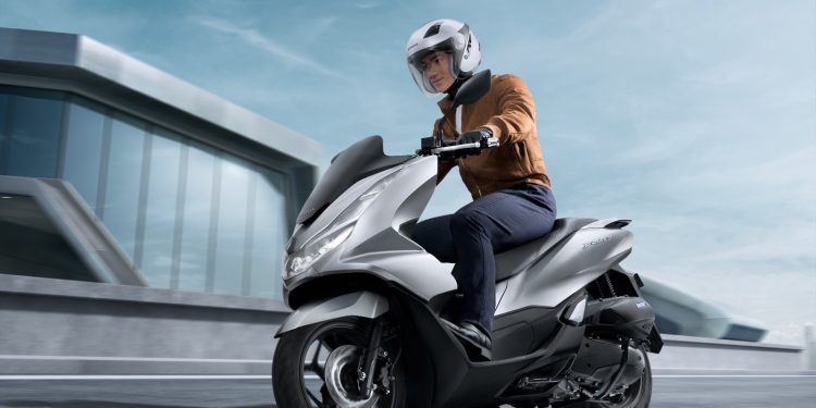 Skutik Premium Honda PCX160, Berikut Spesifikasinya