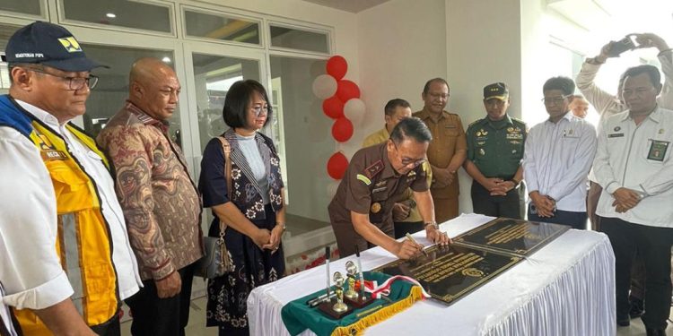 Direktur Kepatuhan BSG Hadiri Peresmian Gedung PTSP dan Rumah Susun Kejaksaan Tinggi Gorontalo