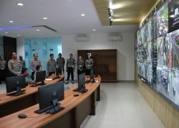 Pantau Arus Lalu Lintas melalui RTMC Ditlantas Polda Sulut, Ini Pesan Kapolda