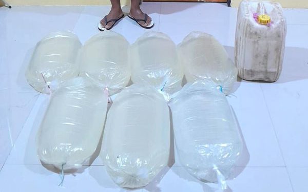 Satresnarkoba Polres Bolmong Amankan Ratusan Liter Miras