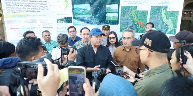 Menteri ATR/Kepala BPN Harap Warga Parangtritis Manfaatkan Tanah untuk Masa Depan Keluarga