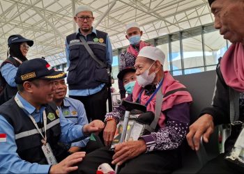 Irjen Kemenag Pantau Langsung Pemulangan Jemaah di Bandara Jeddah