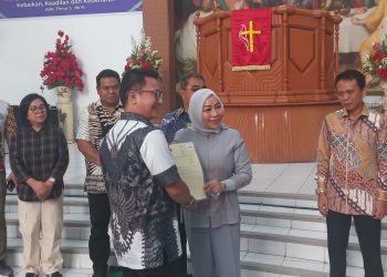 BPN Minut Salurkan 420 Sertipikat PTSL