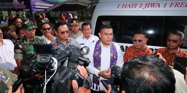 Wamen Ossy Tinjau Layanan Sertipikat Keliling di Kabupaten Tangerang