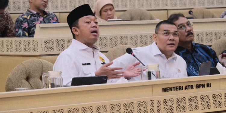 Depan Komisi II DPR RI, Menteri Nusron Sampaikan Progres Pendaftaran Tanah Capai 98 Persen