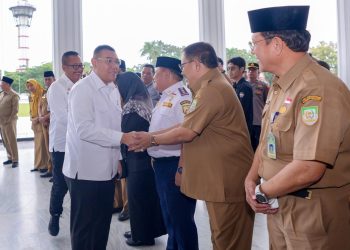 Ossy Dermawan Bersama Menko AHY Serahkan Sertipikat Tanah untuk Rakyat di Bengkulu