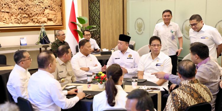 Percepat Perizinan Berusaha, Nusron Wahid Usulkan Akselerasi Digitalisasi 300 RDTR di 2026