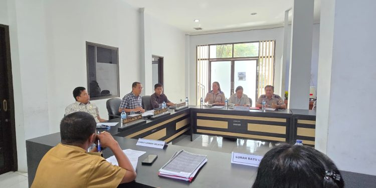 RDP Komisi I DPRD, Perwakilan Kantah Bitung Berikan Penjelasan Terkait Permasalahan Tanah di Kelurahan Batu Lubang