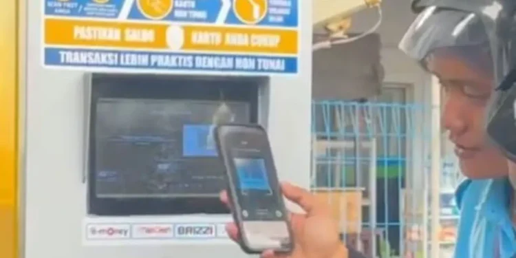 Pembayaran Pas Masuk Kendaraan di Pelabuhan Manado Kini Bisa Gunakan QRIS