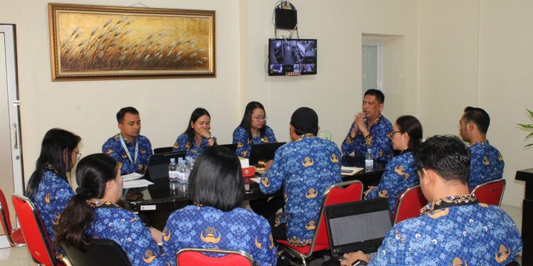 Rapat Evaluasi Mingguan Kantah Bitung Pastikan Optimalisasi Kinerja