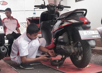 Bagaimana Cara Rawat Aki Motor Biar Tetap Awet?