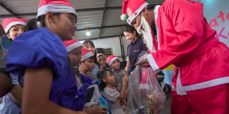 Kehangatan dan Sukacita Natal, Indosat Berbagi Kasih bagi Anak-anak Komunitas Rentan