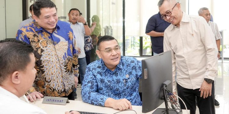 Wamen Ossy Ingatkan Pemutakhiran Data Digital Jadi PR Bersama